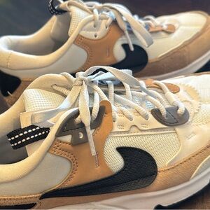 Nike Air Max. Size 7.5